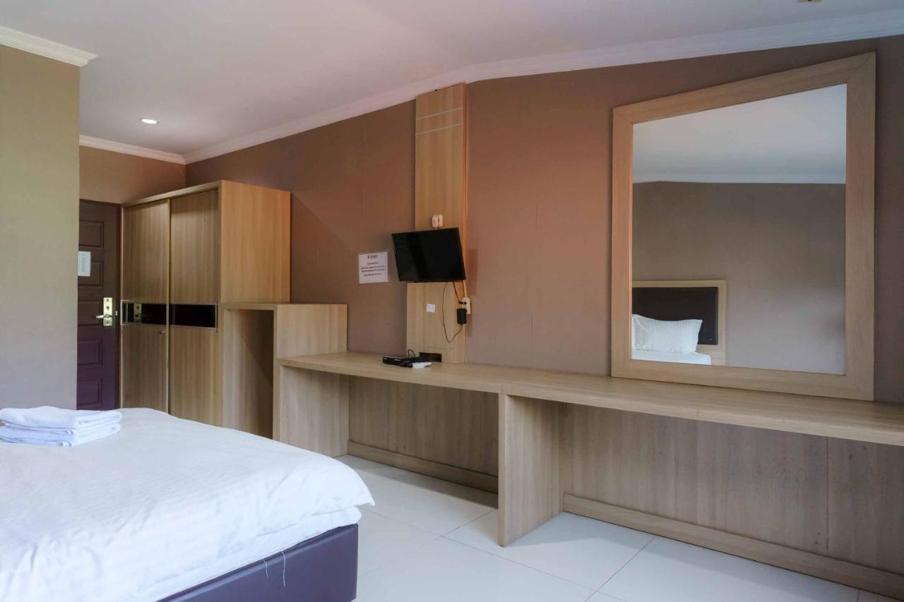 Koolkost Syariah At Taman Simprug Cikarang Hotel Бекаси Екстериор снимка