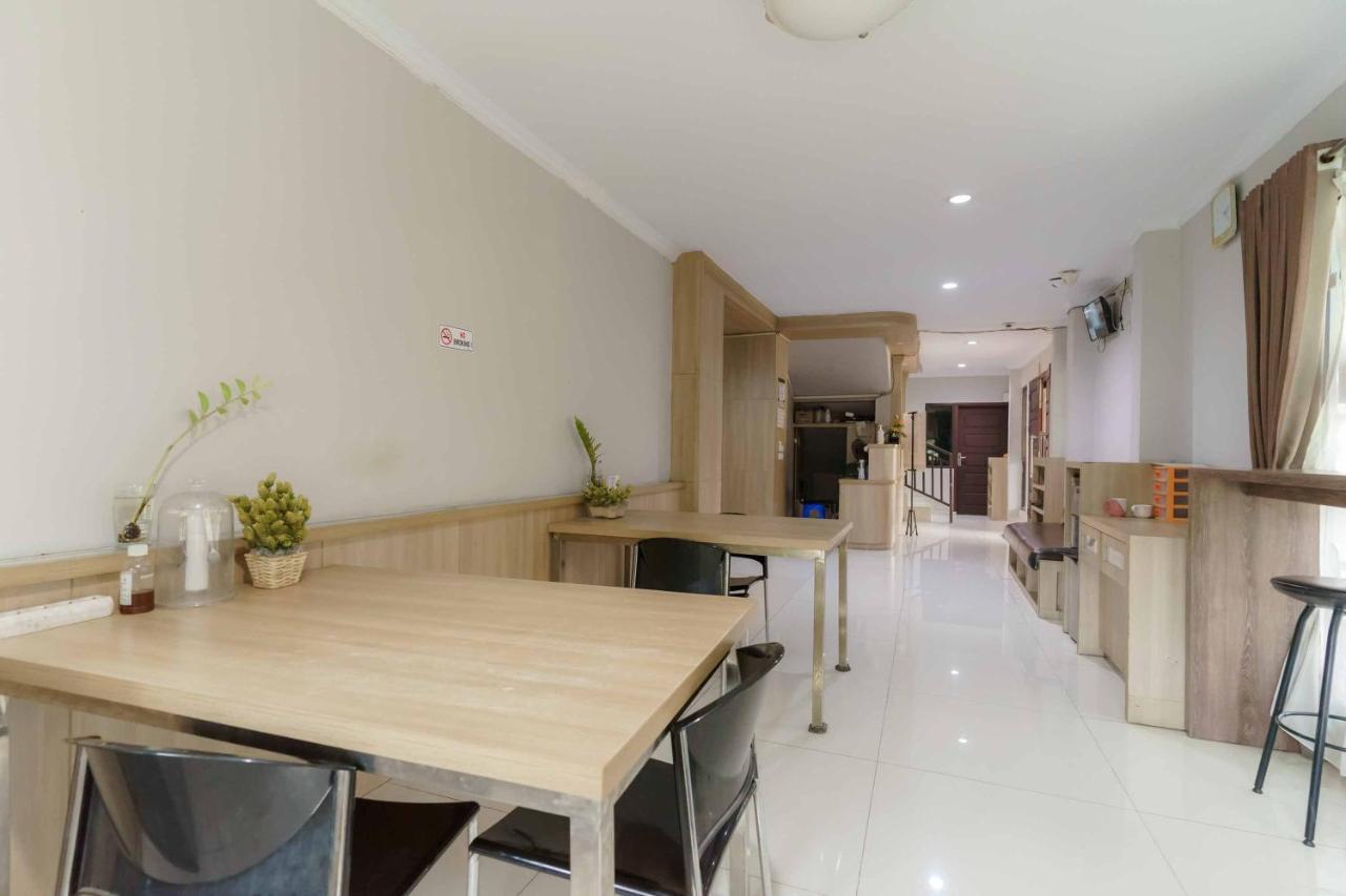 Koolkost Syariah At Taman Simprug Cikarang Hotel Бекаси Екстериор снимка