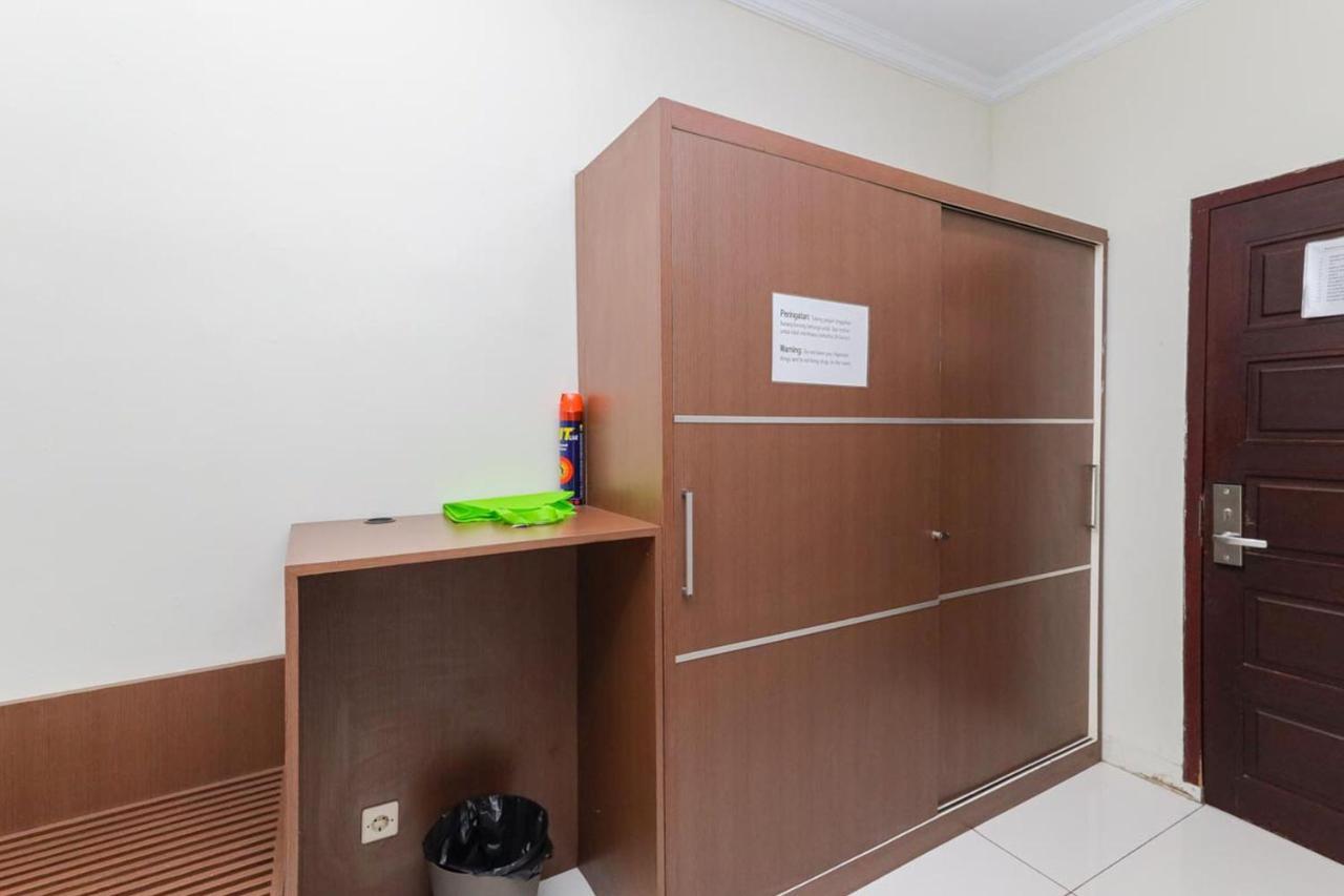 Koolkost Syariah At Taman Simprug Cikarang Hotel Бекаси Екстериор снимка